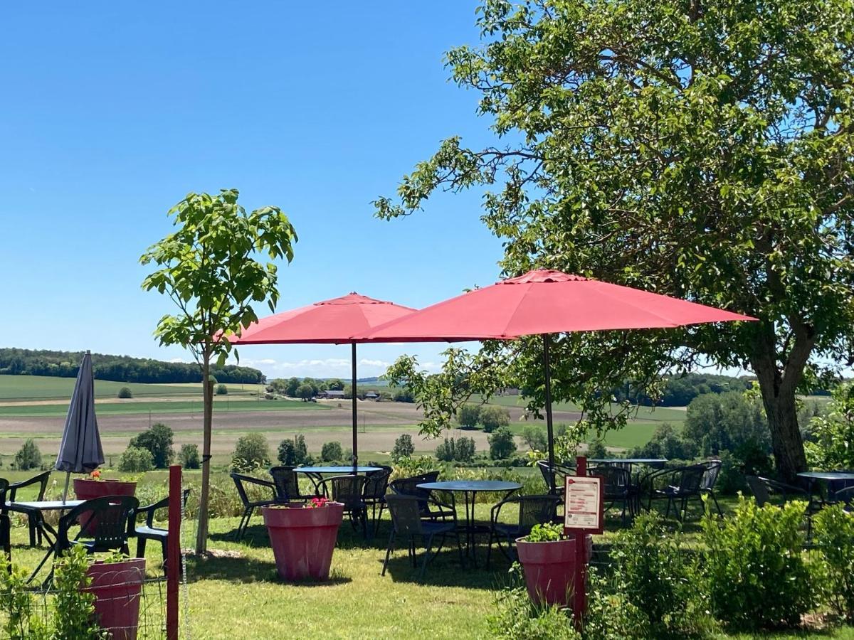 Logis Auberge De Crissay 외부 사진